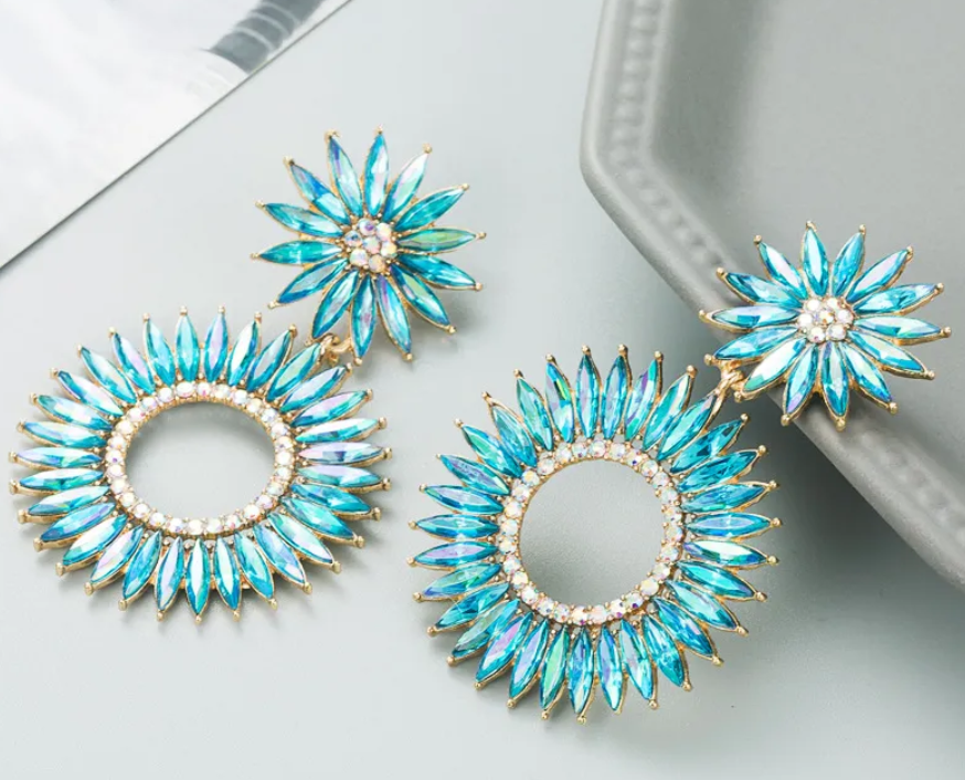 Geometric Hollow Rhinestone Earrings